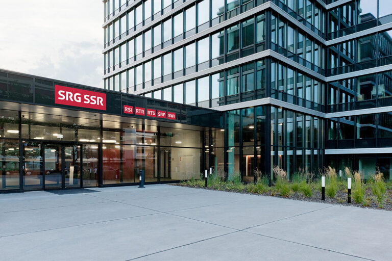 34d8b67fcc3e4b08a1bacd8901806f90_SRG_Generaldirektion-Bern-2_sm